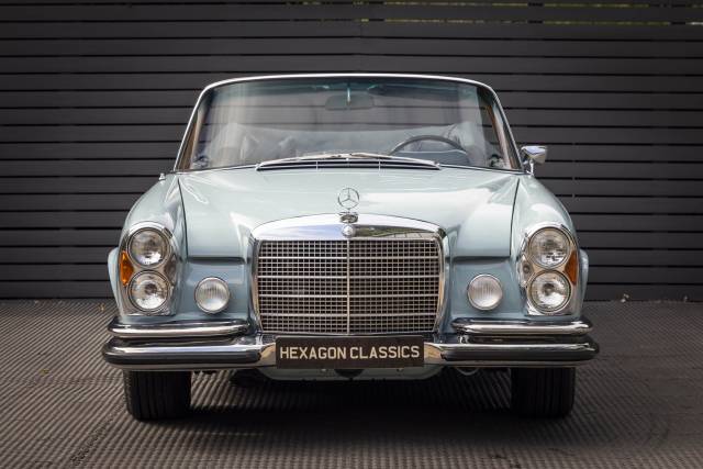Bild 1/39 von Mercedes-Benz 280 SE 3,5 (1971)