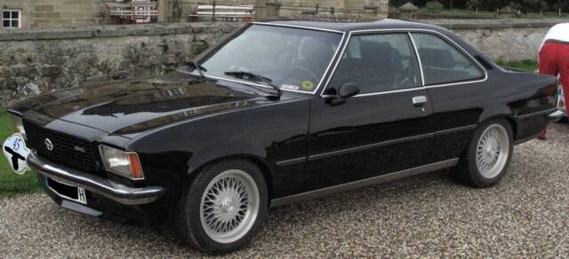 Image 1/8 de Opel Commodore 2,8 GS (1975)