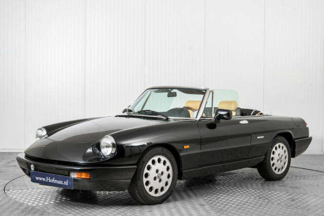Image 1/50 of Alfa Romeo 2.0 Spider (1991)