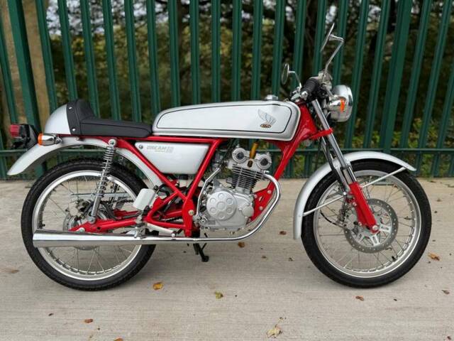 Bild 1/44 von Honda Dream 50 (1997)