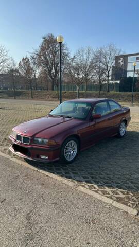 Bild 1/57 von BMW 320i (1993)