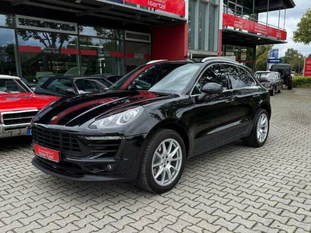 Immagine 1/18 di Porsche Macan (2017)