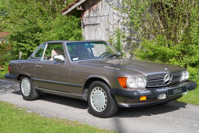 Bild 1/19 von Mercedes-Benz 560 SL (1989)