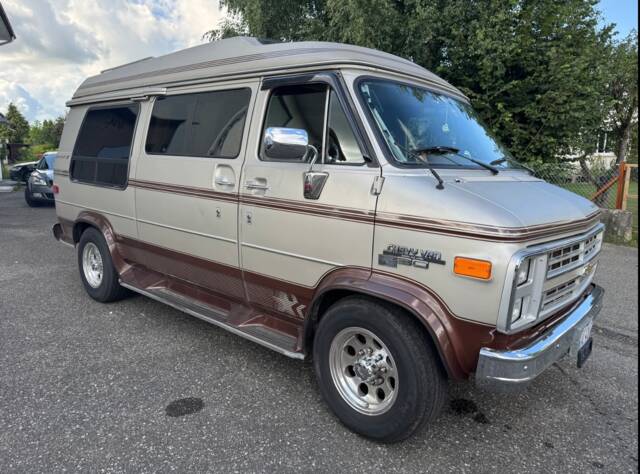 Image 1/14 de Chevrolet Van (1989)