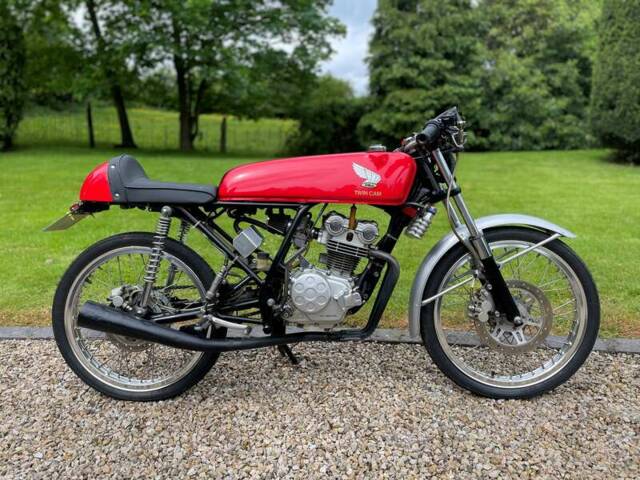 Imagen 1/47 de Honda CB 50 R &quot;Dream&quot; (1997)