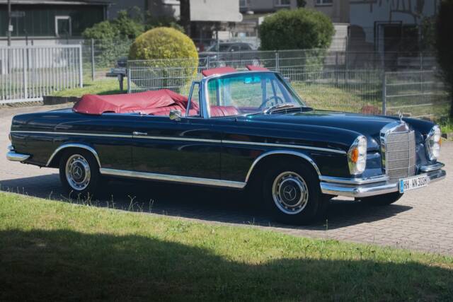 Bild 1/39 von Mercedes-Benz 300 SE (1962)