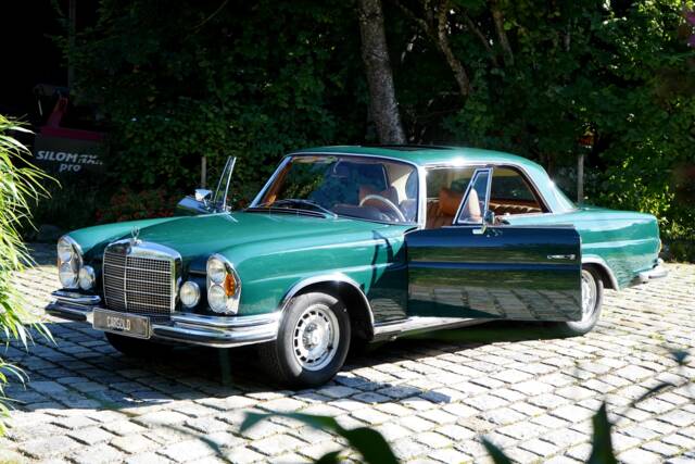 Immagine 1/17 di Mercedes-Benz 280 SE 3,5 (1970)