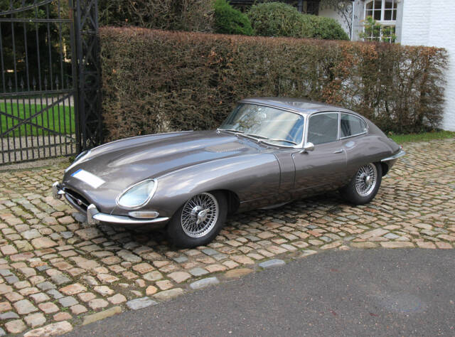 Bild 1/13 von Jaguar E-Type 3.8 (1964)
