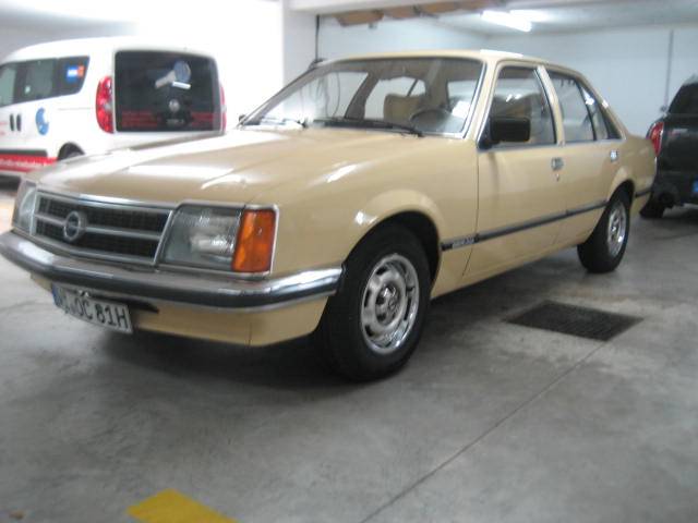 Afbeelding 1/12 van Opel Commodore 2,5 S (1981)