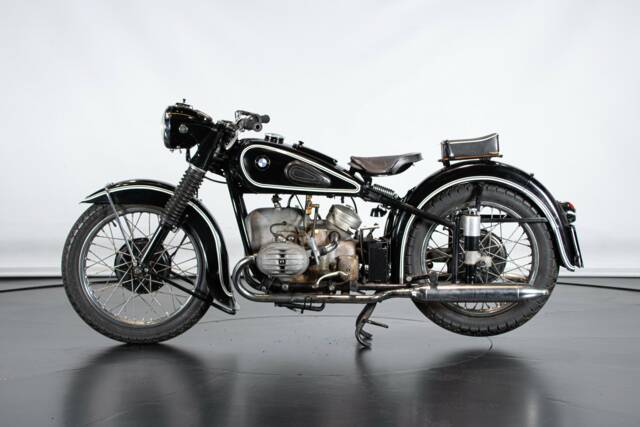 Image 1/50 de BMW R 51 (1954)