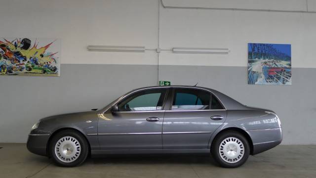 Imagen 1/33 de Lancia Thesis 2.4 (2004)