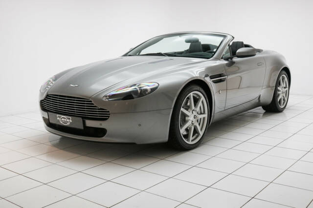 Image 1/17 of Aston Martin V8 Vantage (2008)