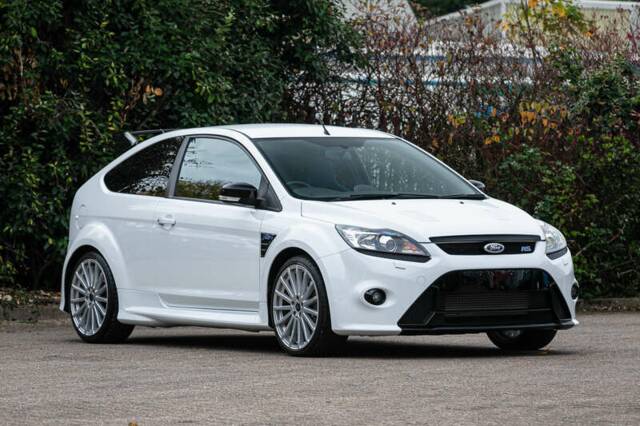 Image 1/50 of Ford Focus RS (2010)