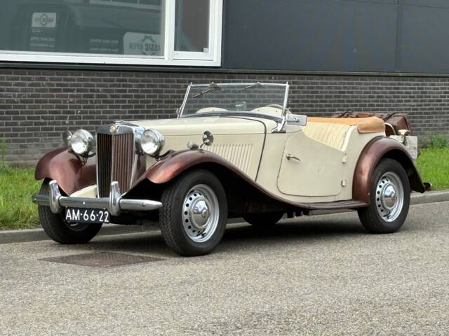 Imagen 1/19 de MG TD (1951)