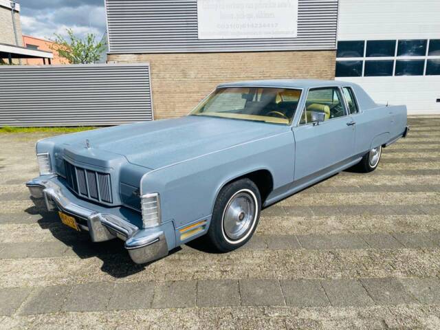 Bild 1/36 von Lincoln Continental Mark IV Cartier (1975)