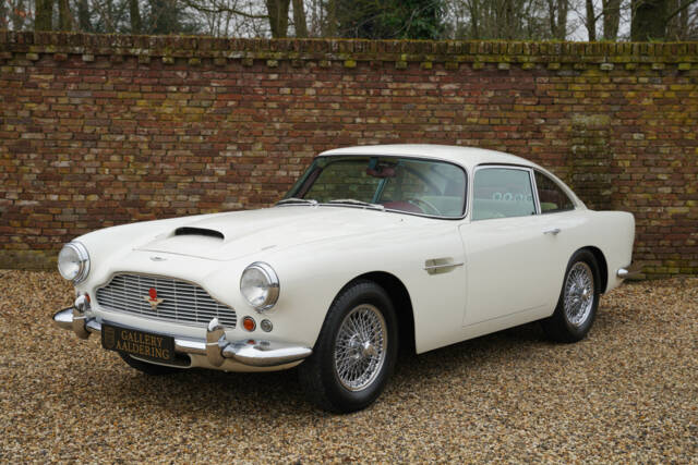 Image 1/50 de Aston Martin DB 4 (1961)