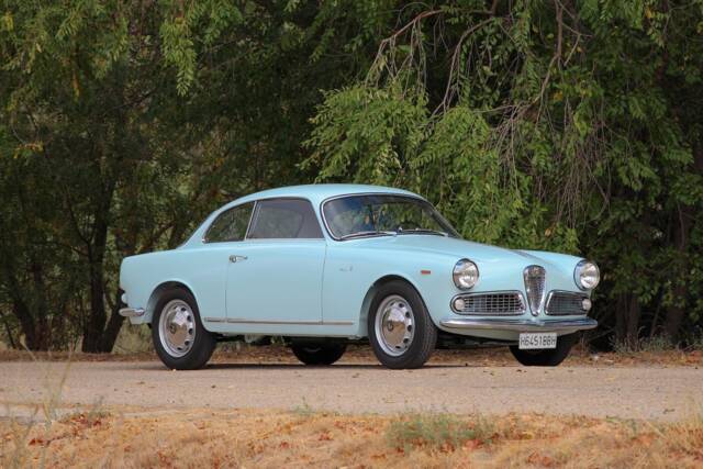 Image 1/25 de Alfa Romeo Giulia 1600 Sprint (1962)