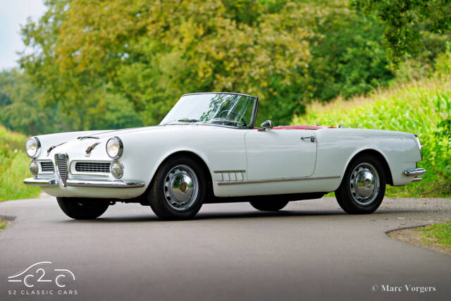 Image 1/55 of Alfa Romeo 2000 Spider (1959)