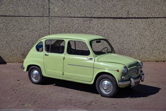 Immagine 1/9 di SEAT 800 (1965)
