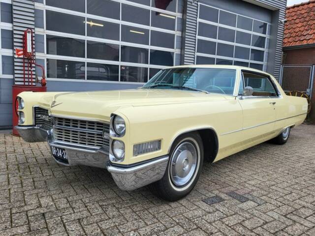 Bild 1/7 von Cadillac Coupe DeVille (1966)