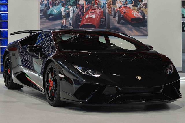 Immagine 1/19 di Lamborghini Huracán Performante (2017)