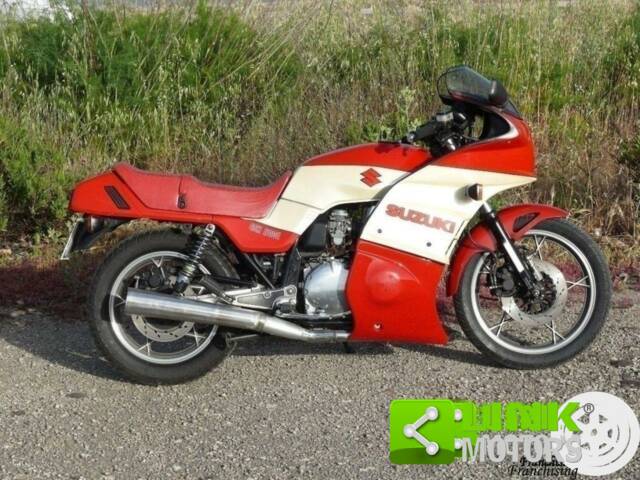Image 1/10 de Suzuki GS 1100 E (1984)
