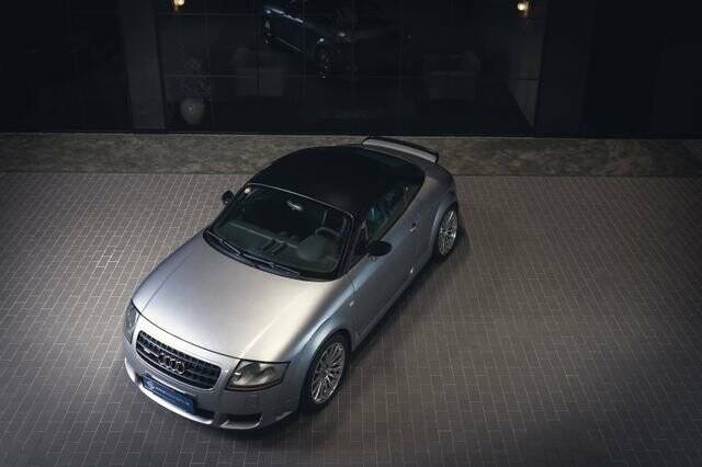 Image 1/15 de Audi TT 1.8 T quattro sport (2006)