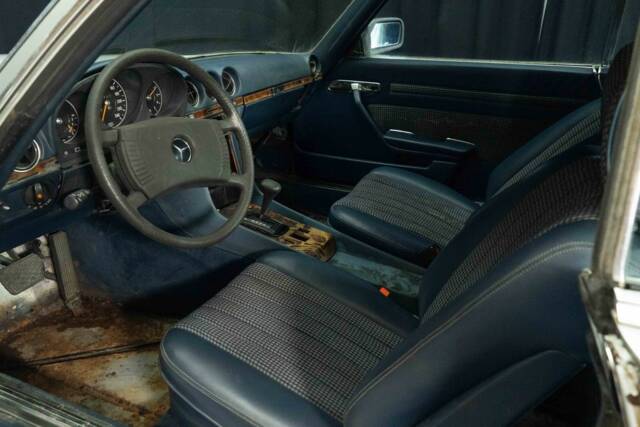 Image 1/8 de Mercedes-Benz 280 SLC (1978)