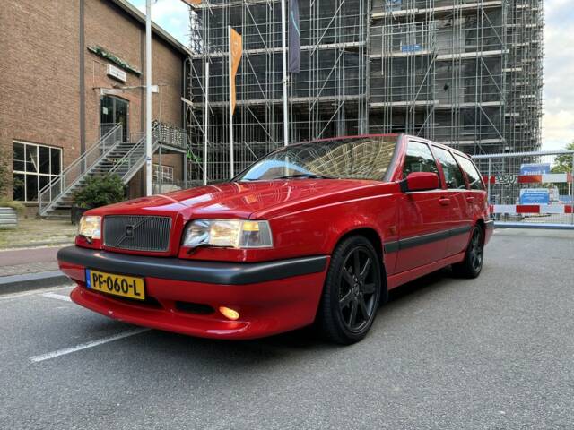Image 1/8 of Volvo 850 R (1996)