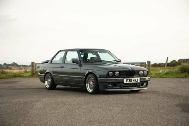 Image 1/50 of BMW 325i (1990)