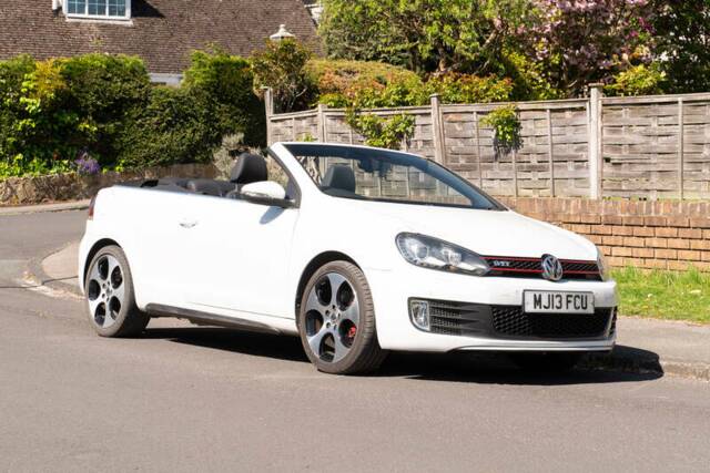 Bild 1/50 von Volkswagen Golf VI GTI (2013)