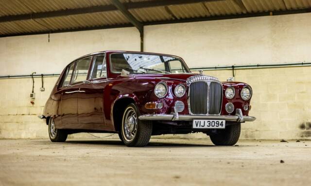 Image 1/29 de Daimler DS 420 (1969)