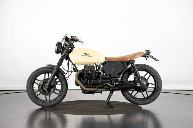 Immagine 1/50 di Moto Guzzi V 35 Imola II (1983)