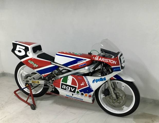 Image 1/7 de Honda DUMMY (1990)