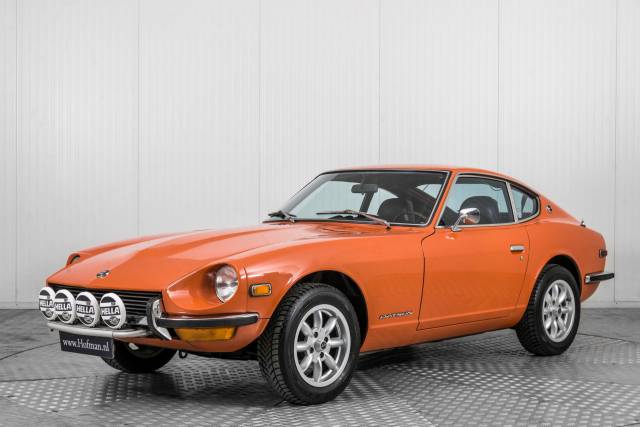 Image 1/50 of Datsun 240 Z (1971)