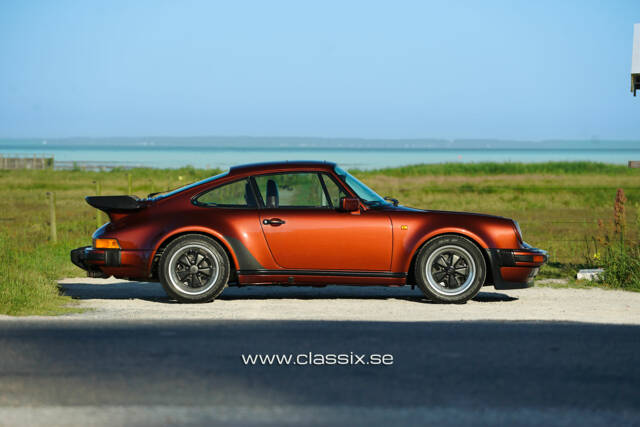 Bild 1/28 von Porsche 911 Turbo 3.3 (1988)