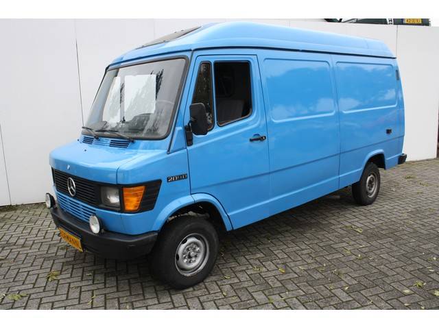 Bild 1/12 von Mercedes-Benz T1 209 D (1986)