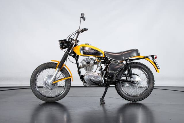 Immagine 1/50 di Ducati 250 Scrambler (1971)