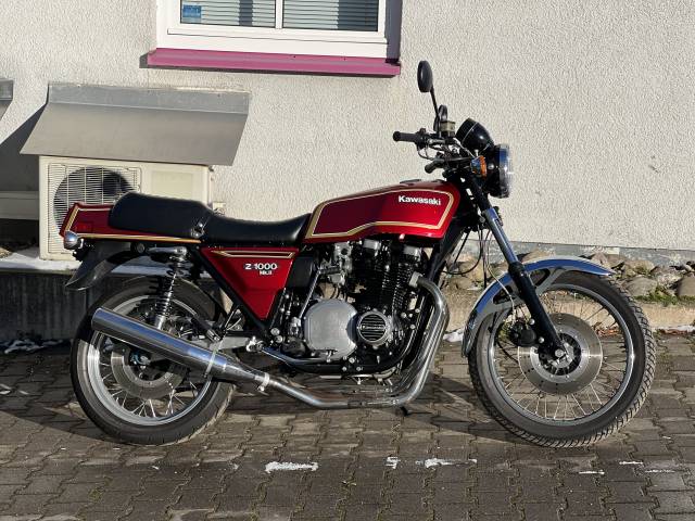 Imagen 1/21 de Kawasaki DUMMY (1980)