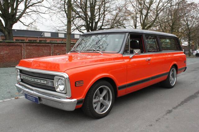 Afbeelding 1/30 van Chevrolet Suburban (1970)