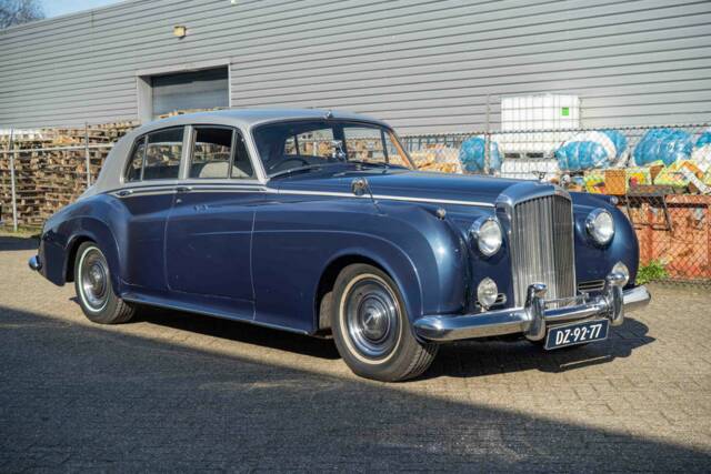 Image 1/8 of Bentley S 2 (1961)