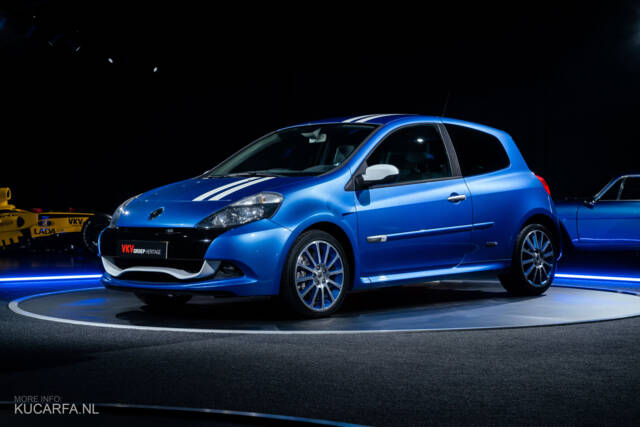 Image 1/11 de Renault Clio II 2.0 RS Cup (2010)