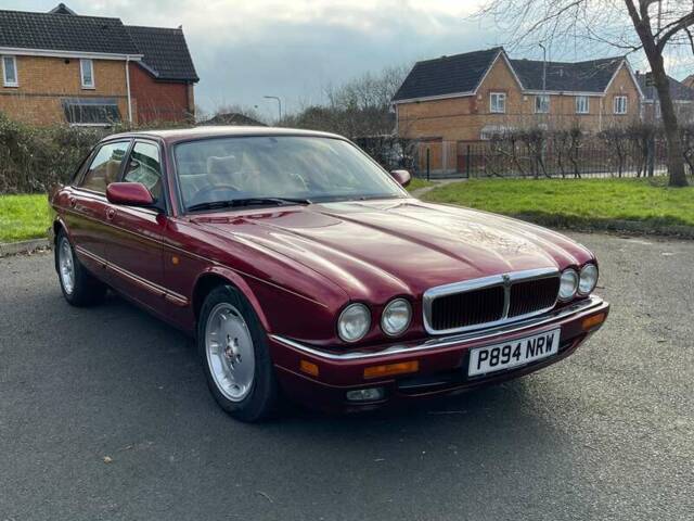 Image 1/50 of Jaguar XJ6 Sport 3.2 (1997)