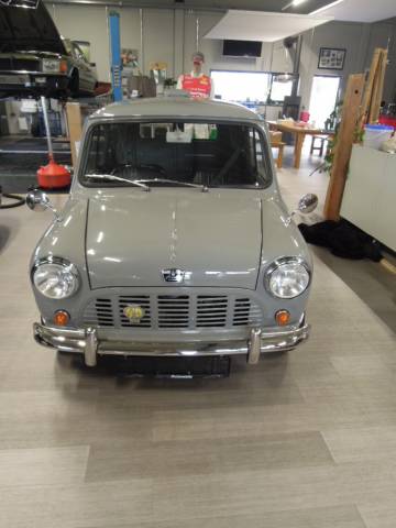 Image 1/24 of Austin 850 Countryman (1964)
