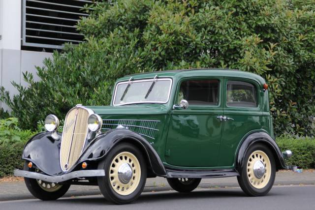 Image 1/15 de SIMCA 6 CV (1937)