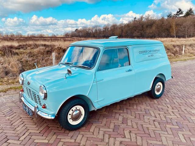 Image 1/9 of Austin Mini Van (1977)