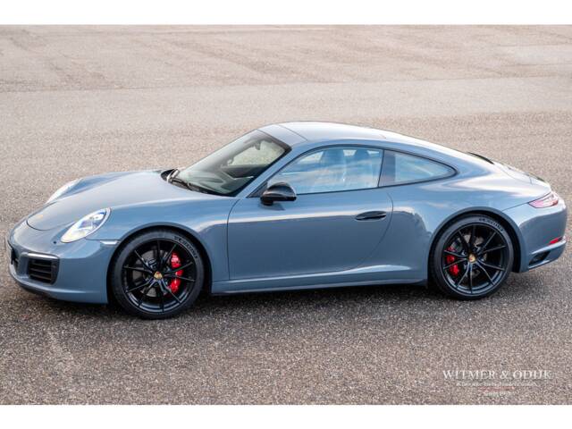 Bild 1/36 von Porsche 911 Carrera 4S (2017)
