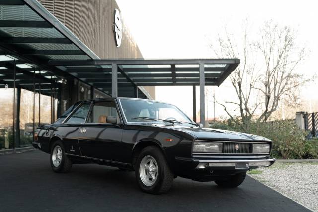 Immagine 1/36 di FIAT 130 Coupé (1972)