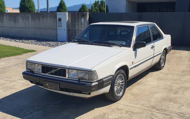 Bild 1/34 von Volvo 780 Bertone (1986)