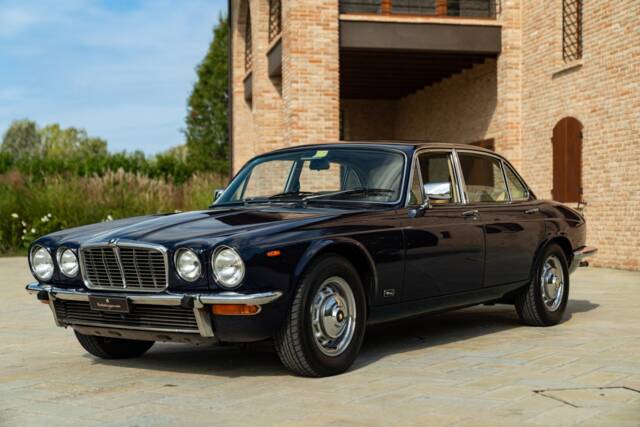 Bild 1/50 von Jaguar XJ 4.2 (1978)